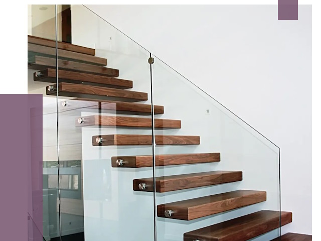 Стеклянные перила для лестницы в Санкте-Петербурге от 15411 руб.