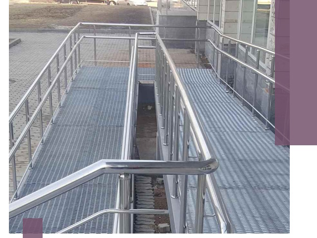 Монтаж пандусов любой сложности в Санкте-Петербурге за короткие сроки