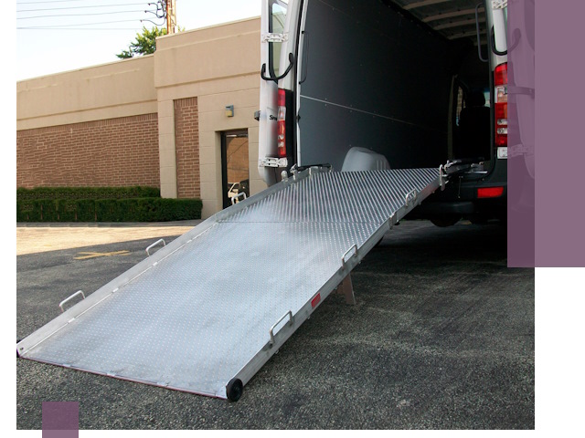 Мобильные пандусы в Санкте-Петербурге — производство, монтаж и аренда