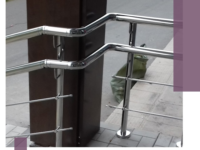 Монтаж поручней из нержавеющей стали в Санкте-Петербурге качественно и быстро